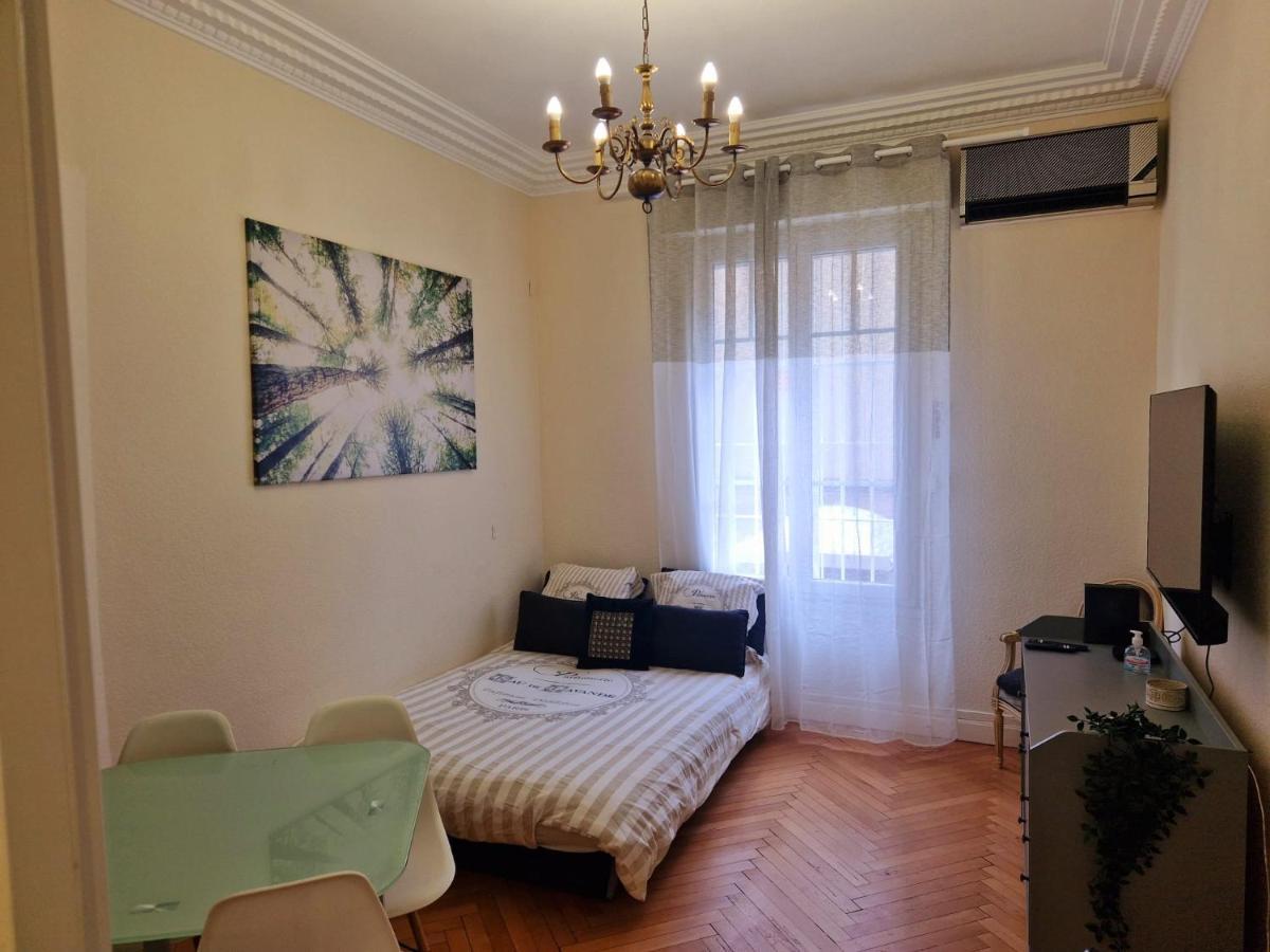 Rivoli Seaside Apartment นีซ ภายนอก รูปภาพ